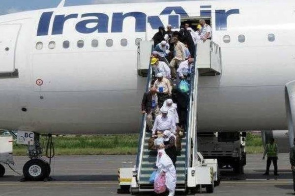 10,000 Iranian Sunnis to Attend Hajj This Year