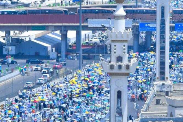 On second Tashriq day, pilgrims stone the Satan and leave Mina for Makkah