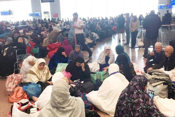 Jeddah airport jam-packed with Umrah performers