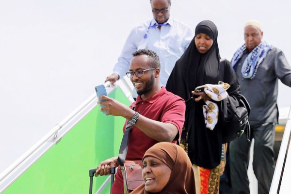 Nearly 1.25m Hajj pilgrims arrive in Saudi Arabia