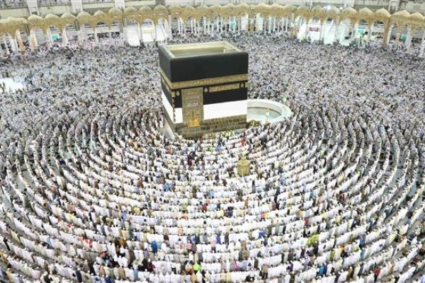 Hajj Expenses to Increase to Rs. 420,000 This Year