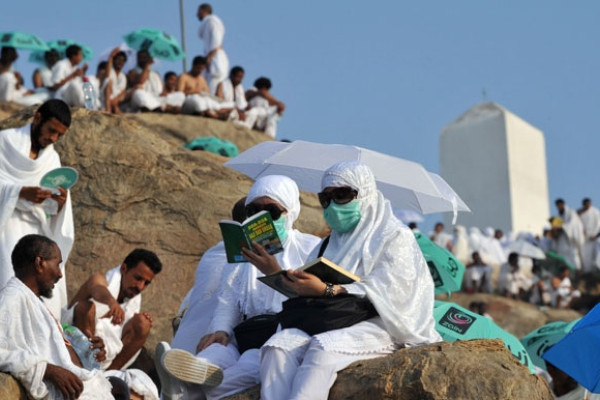 Hajj 2018: Panel proposes women above 45 be allowed to perform Hajj without Mahram