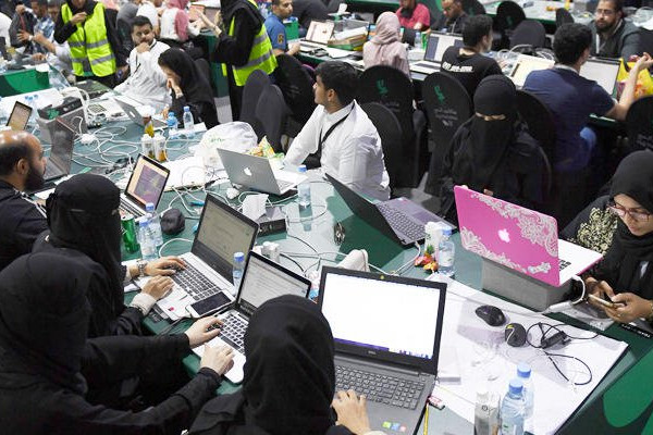 20 teams progress in KAUST Hajj and Umrah contest in Jeddah
