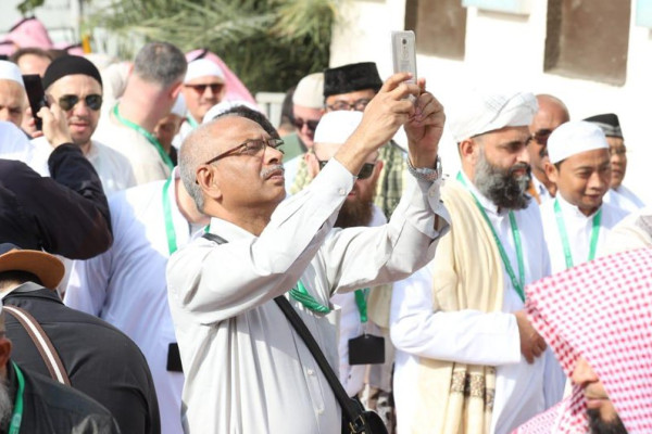 Umrah pilgrims now free to move around Saudi Arabia