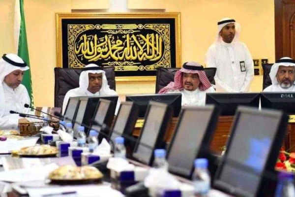 Passport staff geared for influx of pilgrims