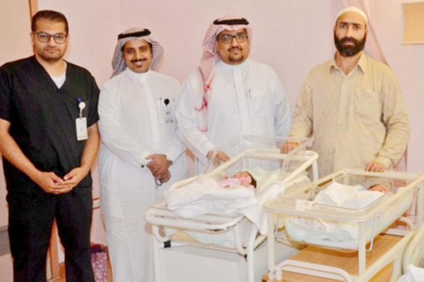 Pakistani pilgrim gives birth to twins after 9-year sterility