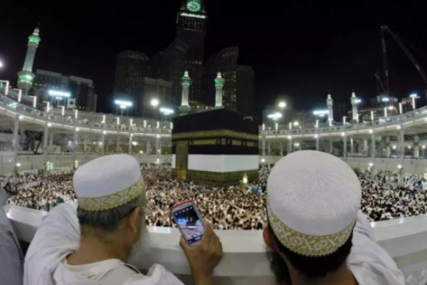 No More Kaaba Selfies For Pilgrims, M’sians Say ‘No Problem’