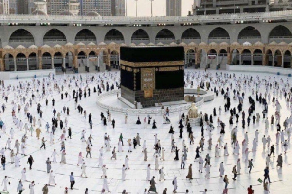 16,000 pilgrims register for Umrah in first few hours