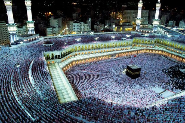 Pakistan to seek additional Hajj quota following census report: minister