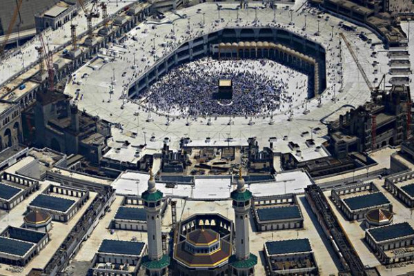 Haj pilgrims highest this year  at 1,75,025: Mukhtar Abbas Naqvi