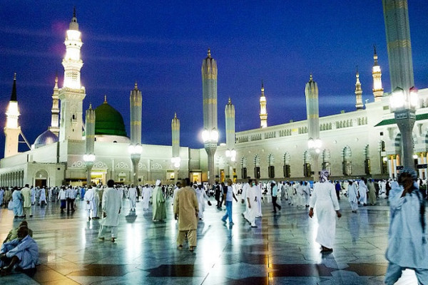 Pakistan awaits Saudi response for waiver of Umrah tax
