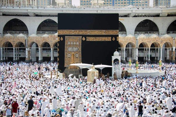 Saudi ministry: More than 3 million Umrah visas issued so far