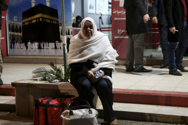 800 Palestinians allowed to exit Gaza to perform Umrah