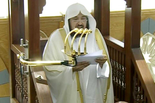 Sudais calls for measures to counter anti-Islam campaign