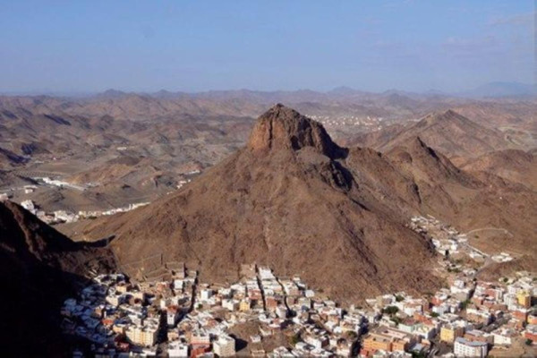 Jabal Al-Noor An ever glittering mountain whence enlightenment spread around the world