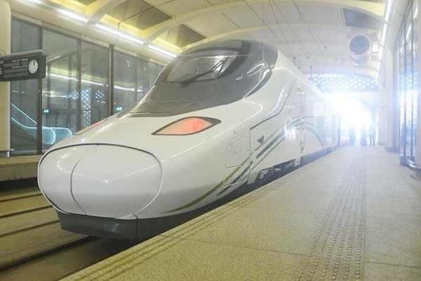 Captain of the first train trip to Makkah: We were trained in Madrid and Barcelona to drive at a speed of 300 kph