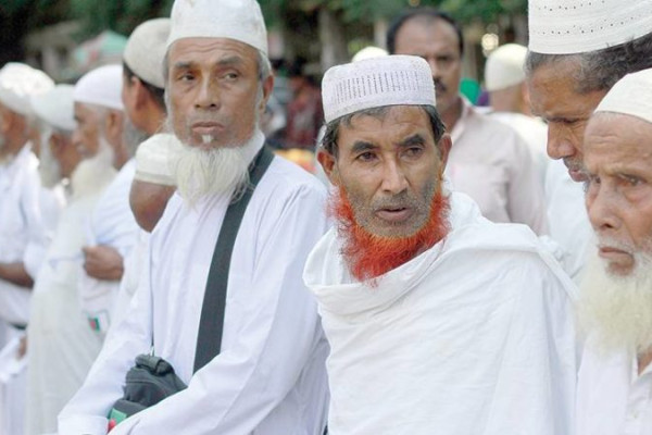 Religious affairs minister: 127,198 can attend Hajj this year