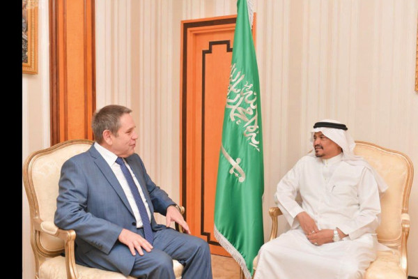 Saudi Hajj minister receives Russian envoy