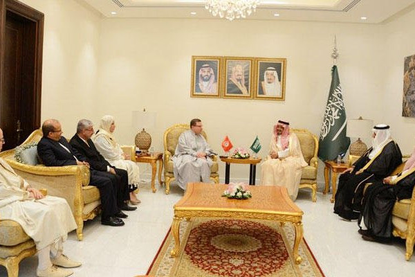 Singapore, Tunisia officials in key Makkah talks