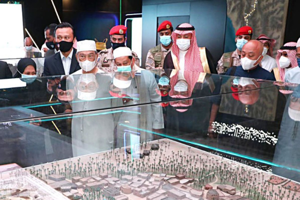 Malaysian PM visits museum dedicated to life of the Prophet during Madinah trip