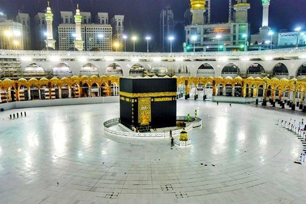 Saudi Arabia bars children under 12 from entering Grand Mosque in Makkah