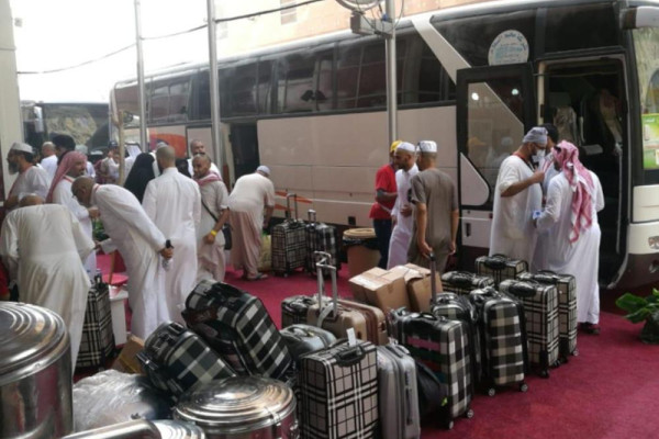 Foreign pilgrims to start leaving from today