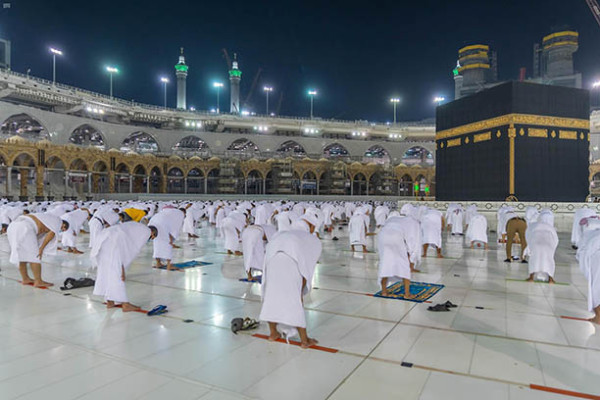 Umrah pilgrims to undergo swab test before returning to Indonesia