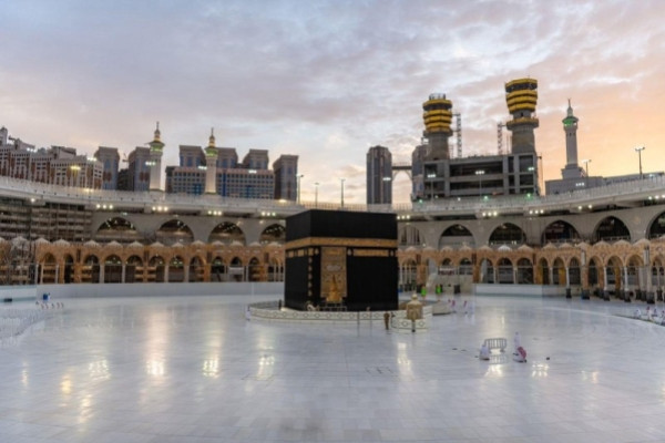 Grand Mosque geared to receive first batch of Umrah performers