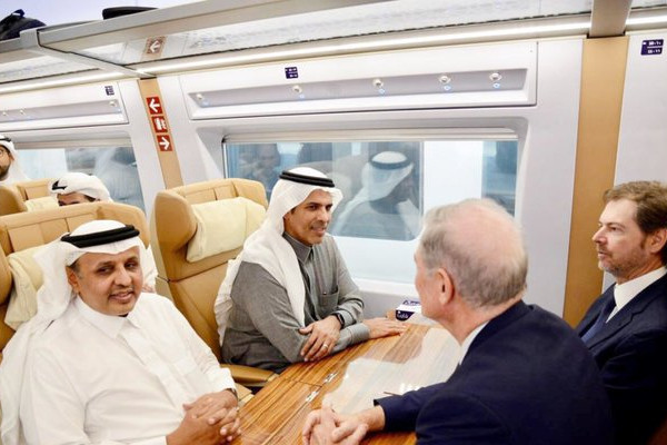 High-speed rail takes minister on first Madinah-Makkah journey