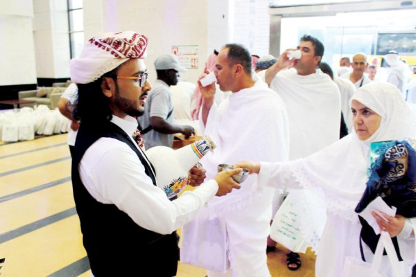 First group of Iraqi pilgrims reach Makkah