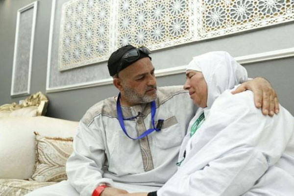Siblings unite on Hajj after 15 years of no contact