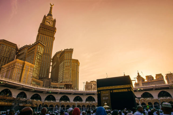 Saudi Authorities Slam Over $13,000 on Pilgrims Without Hajj Permit