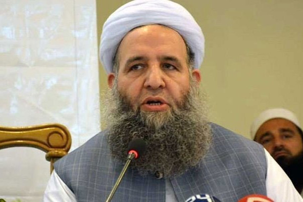 Noorul Haq Qadri departs for Saudi Arabia to discuss Umrah resumption