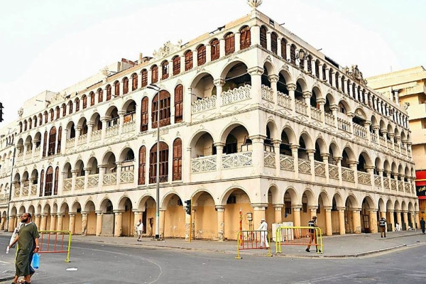 Once hosting the Haram Library in Makkah tells the story of the city