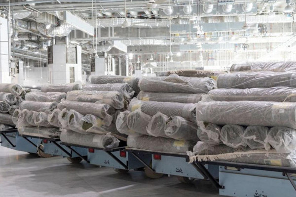 400 prayer rugs for Makkah’s Grand Mosque cleaned daily during Ramadan