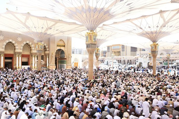 Ministry: More than 5.7 million Umrah visas issued so far